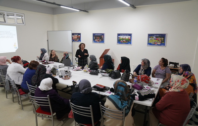 BELDE EVİ KURSİYERLERİNE SAĞLIK EĞİTİMİ